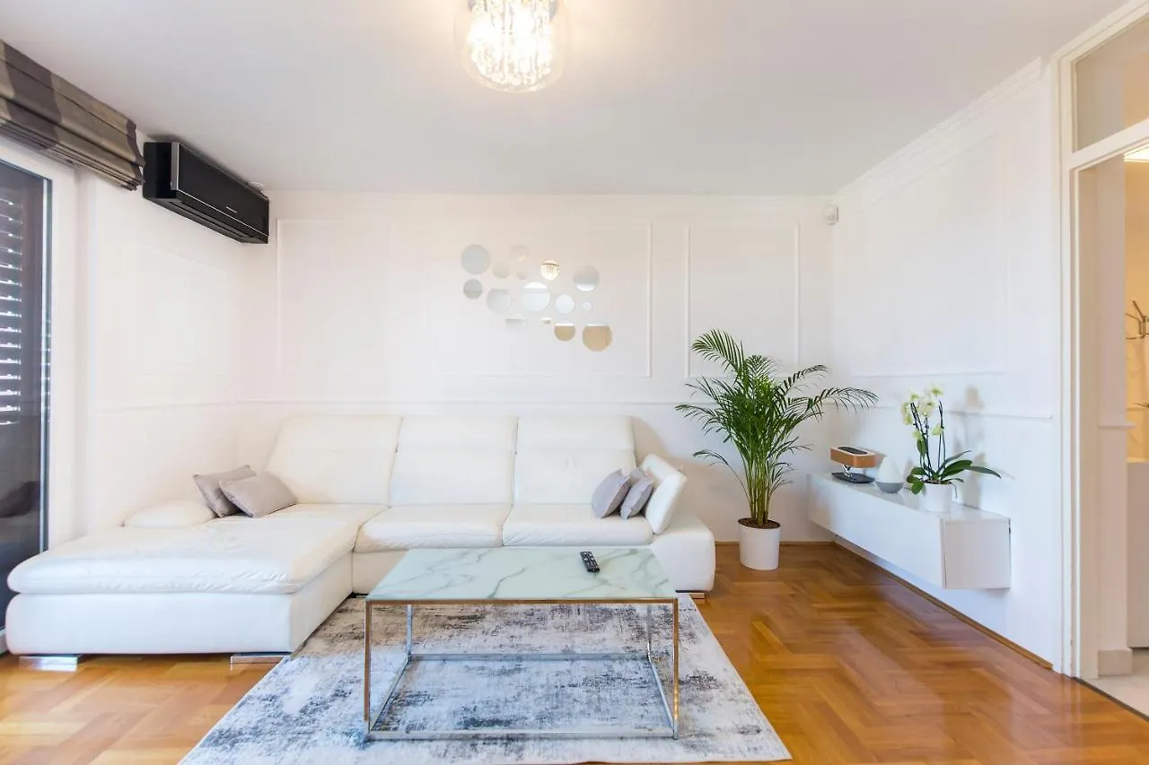 Apartment Parentium Porec 0*,  Croatia