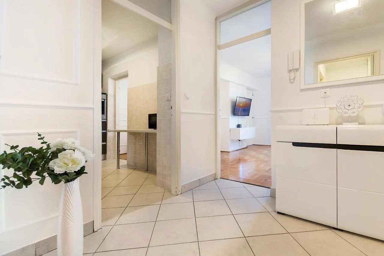 Apartment Parentium Porec Croatia