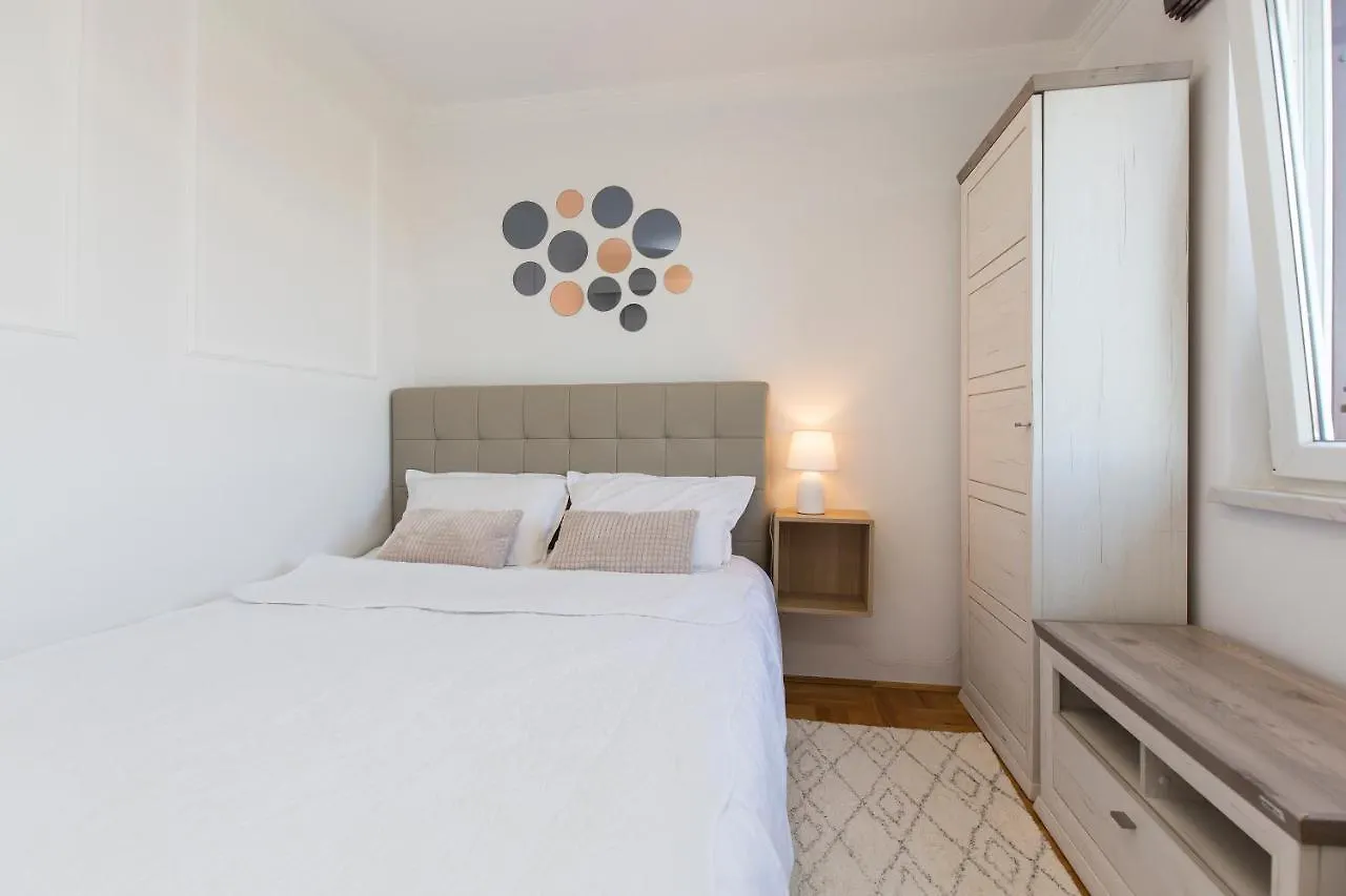 Apartment Parentium Porec